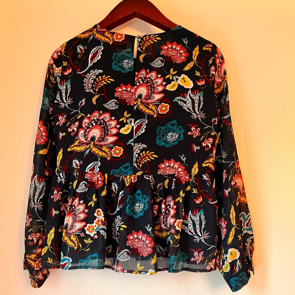 Ann Taylor LOFT, Size XS, Navy Blue.